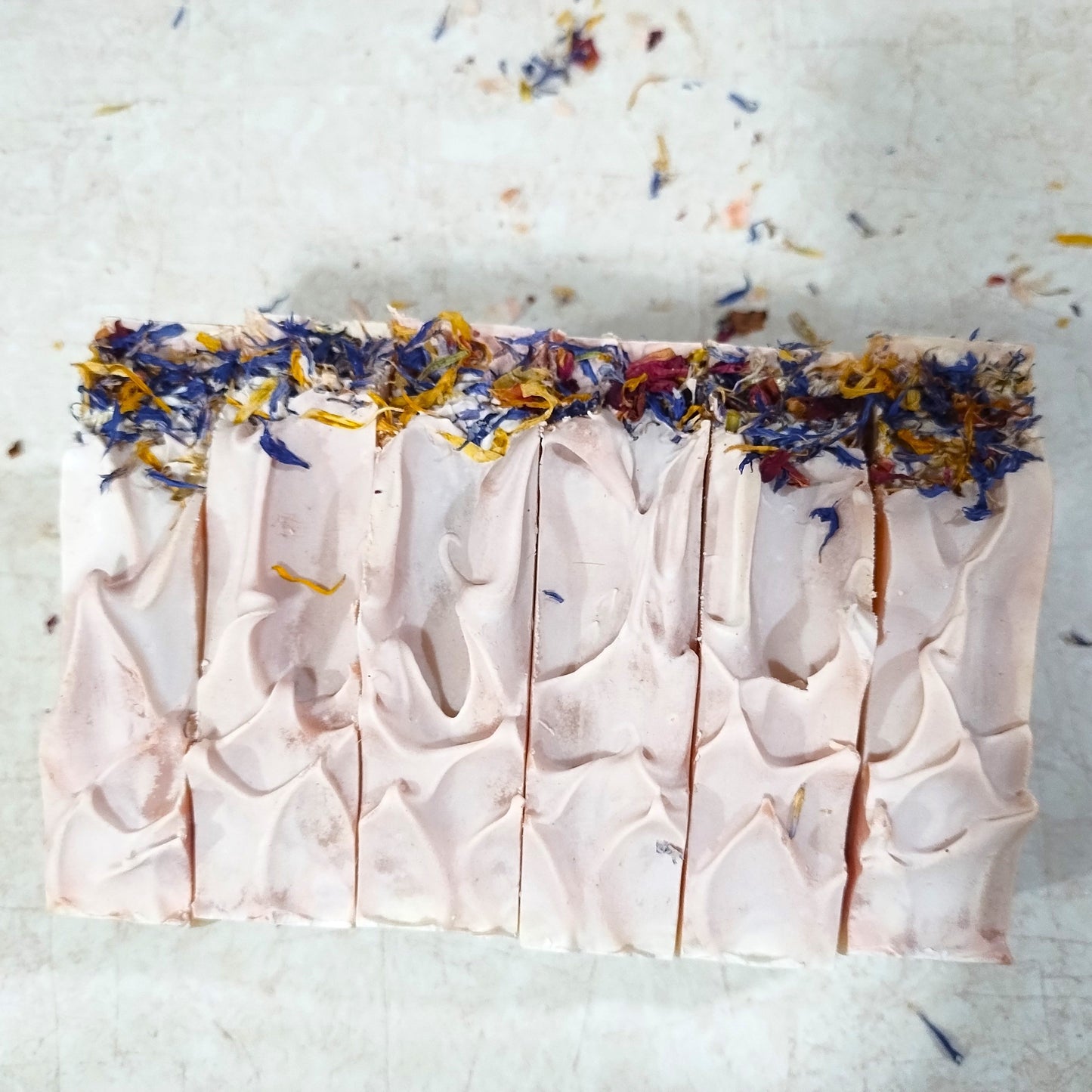 Flower Garden Soap – All-Natural Floral Bar with Lavender, Geranium & Botanical Claysl Oils | Handmade Palm-Free Soap