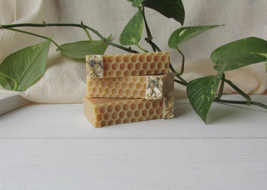 Sweet Lemon + Honey Goat Milk Soap | Natural Oatmeal Honey Bar | Handmade Soap with Bee Pollen & Lavender Buds