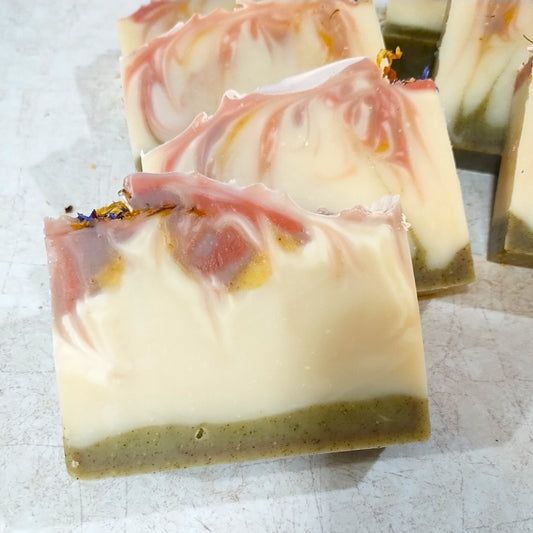 Flower Garden Soap – All-Natural Floral Bar with Lavender, Geranium & Botanical Claysl Oils | Handmade Palm-Free Soap