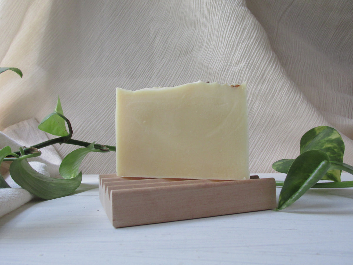Sunlit Lavender Soap | Handmade Botanical Bar Soap with Lavender Flowers, Aloe Vera & Essential Oils | Natural Handmade Soap