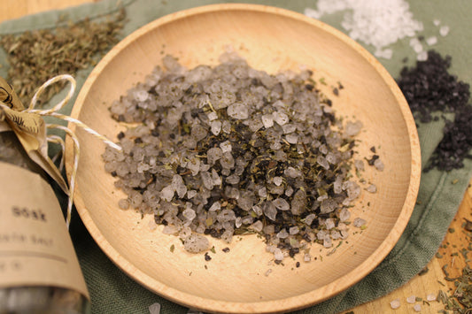 Peppermint Mineral Bath Salts – Cooling, Mineral-Rich Soak for Relaxation & Refreshment